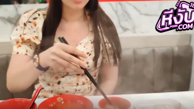 คลิปหลุด youandme256 นัดสาวอวบพามากินชาบูก่อนล่อพากลับห้องคิดค่าชาบูเย็ดหีแลกเเทนเงินเสียวเด็ดๆเลย